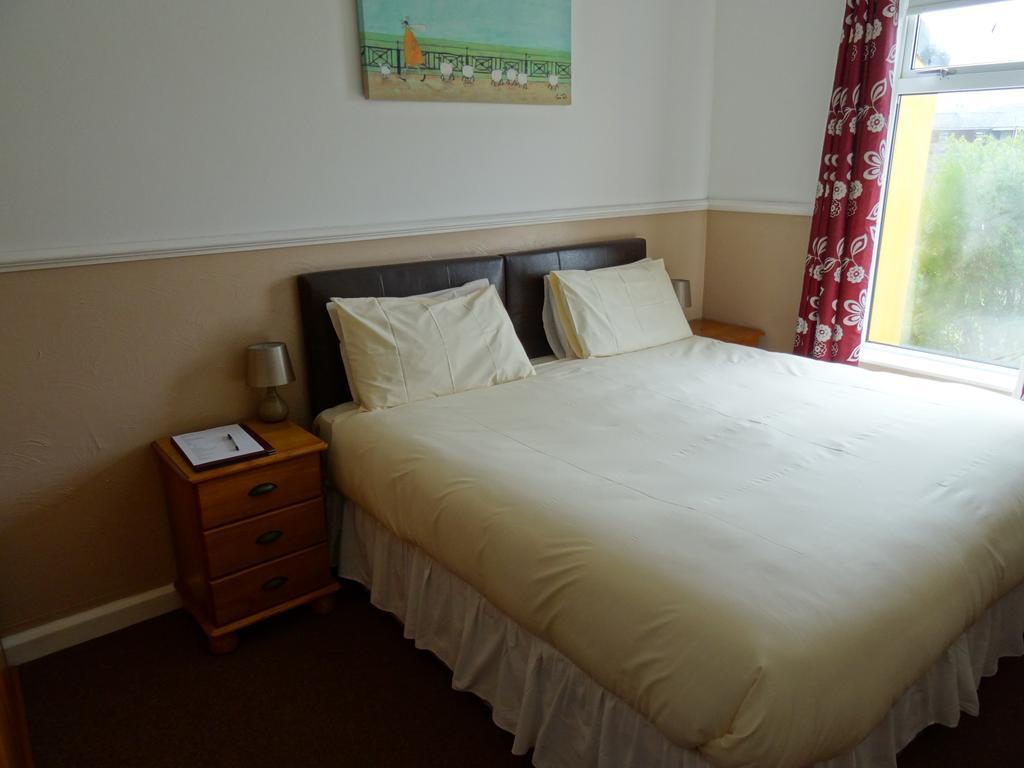 Bryn Mor Beach Hotel Llandwrog Bagian luar foto
